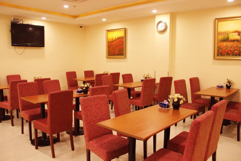 Hanting Hotel Shanghai South Railway Station Luoxiang Road Branch Exterior photo